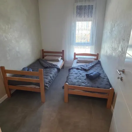 Nadja Apartman